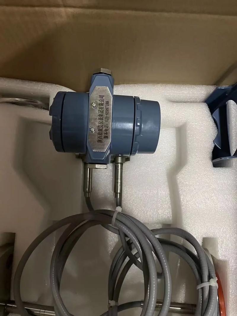 双法兰液位变送器 原理、应用与选型指南